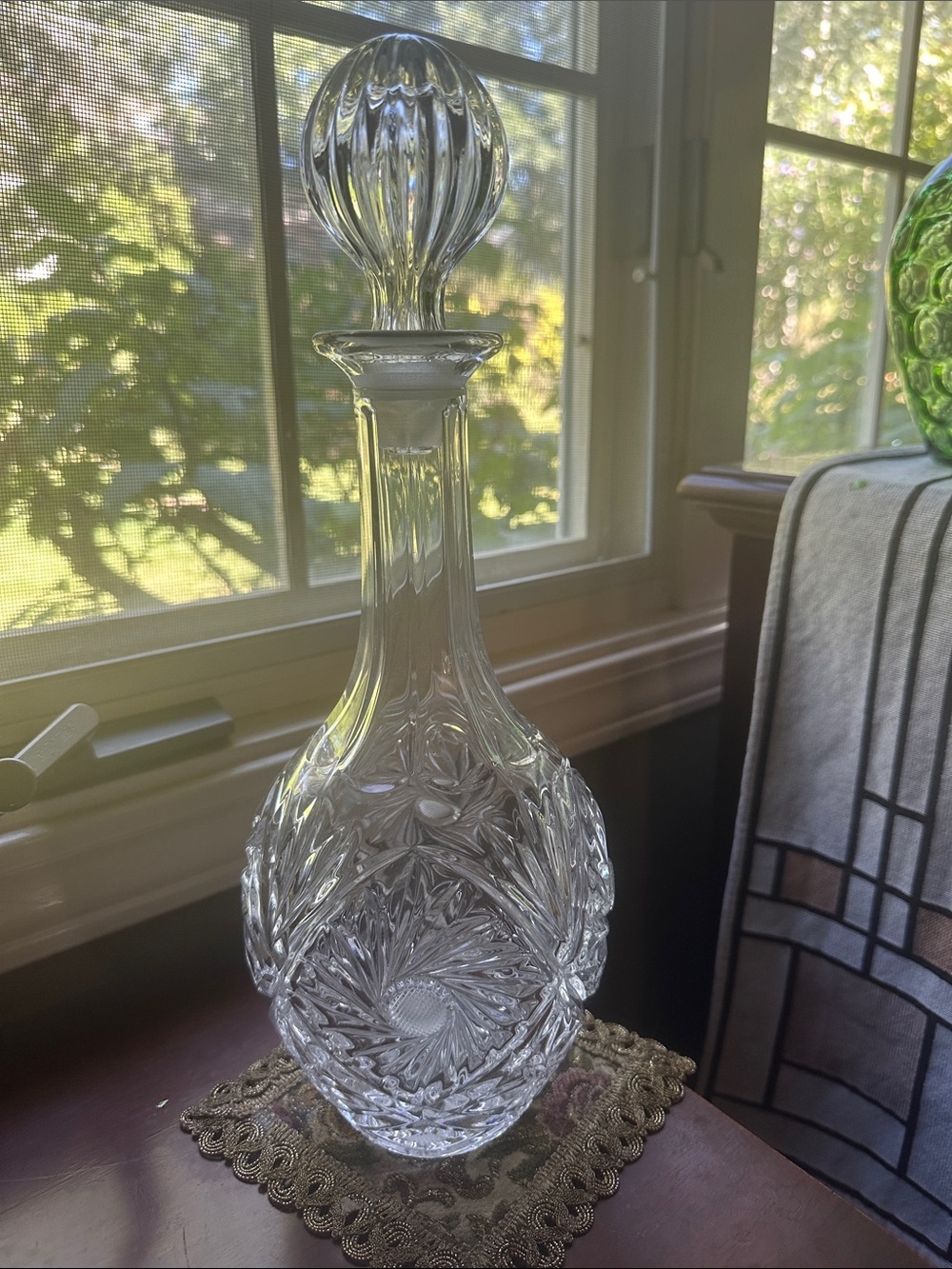 Shannon Crystal pinwheel pressed glass with etching decanter with stopper